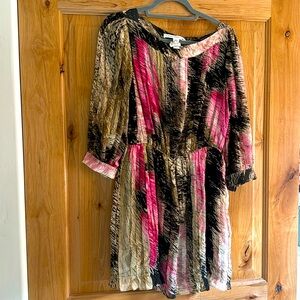 Multi-color, Belted Diane vonFURSTENBERG cocktail dress - size 6